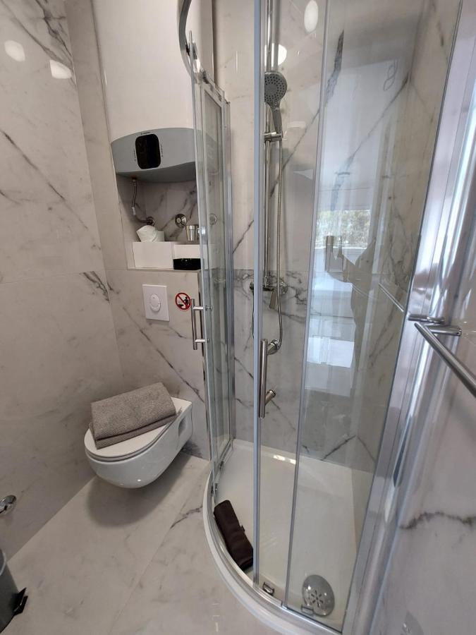 Ferienhaus Maestral - Kastel Kambelovac Каштела Экстерьер фото